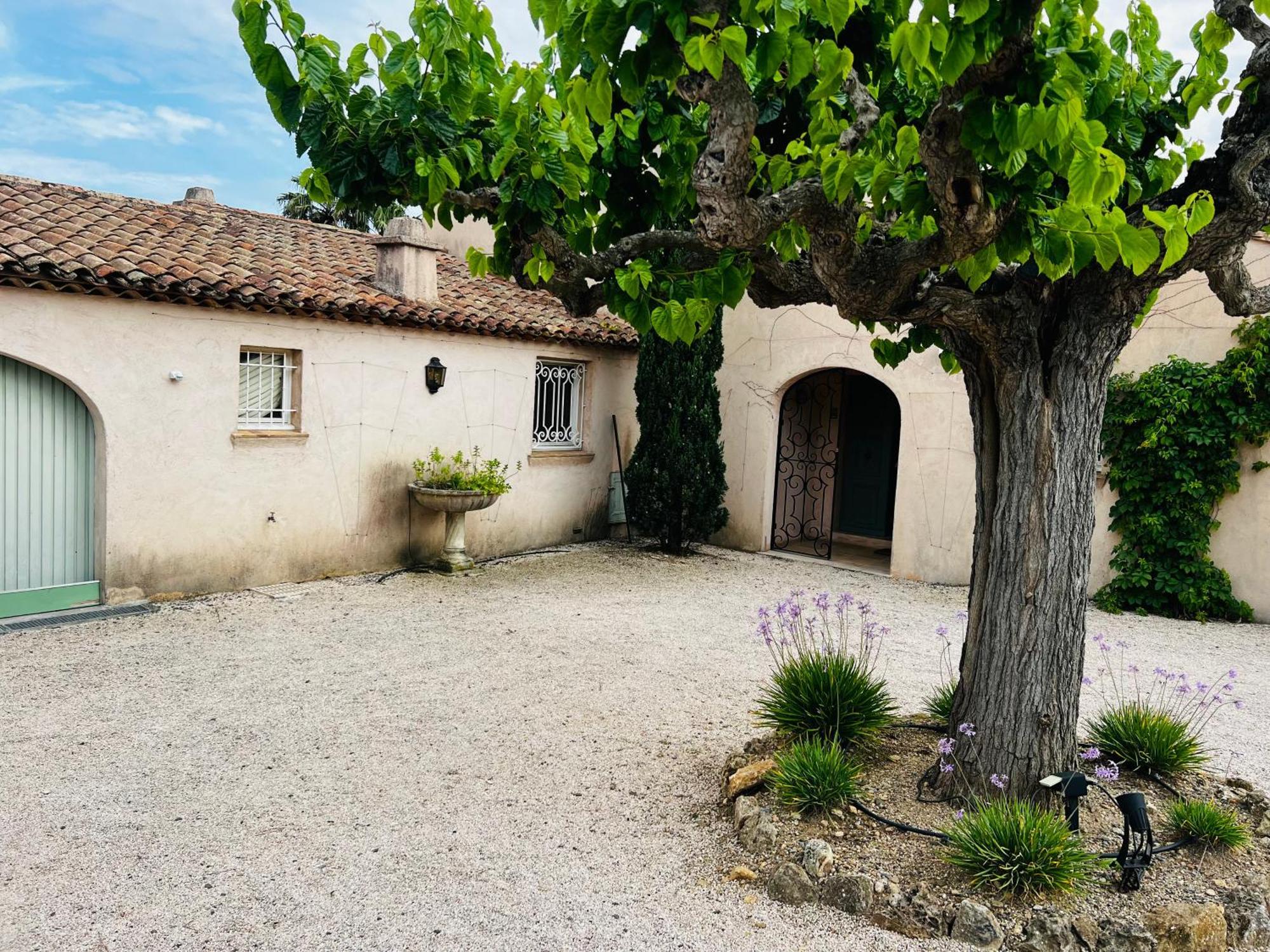 Superbe Villa, Piscine Chauffee, Jardin, Climatisee, Proche Du Village Le Plan-de-la-Tour エクステリア 写真