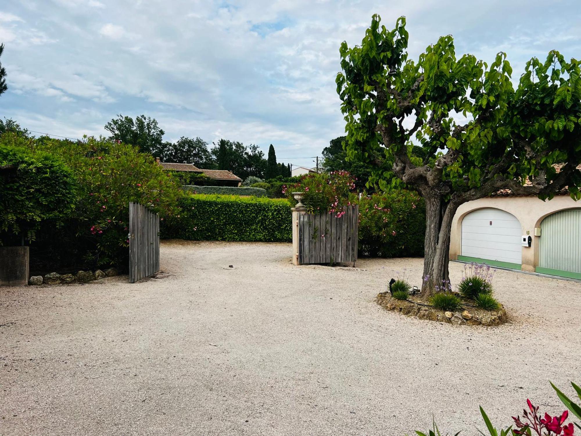 Superbe Villa, Piscine Chauffee, Jardin, Climatisee, Proche Du Village Le Plan-de-la-Tour エクステリア 写真